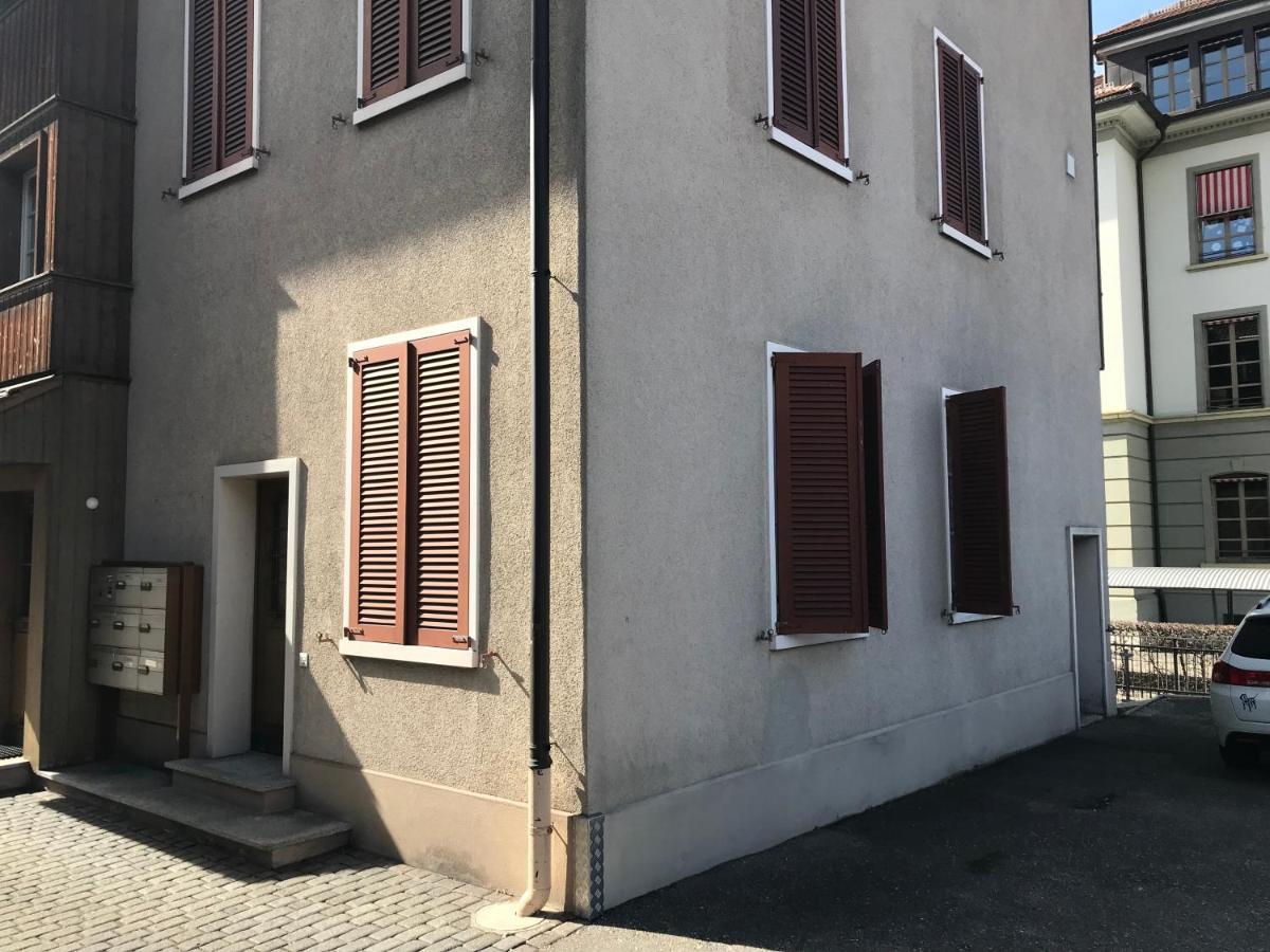 Simple Studio 36M2 In The Center Of Burgdorf Private Parking Small Bathroom Exteriör bild