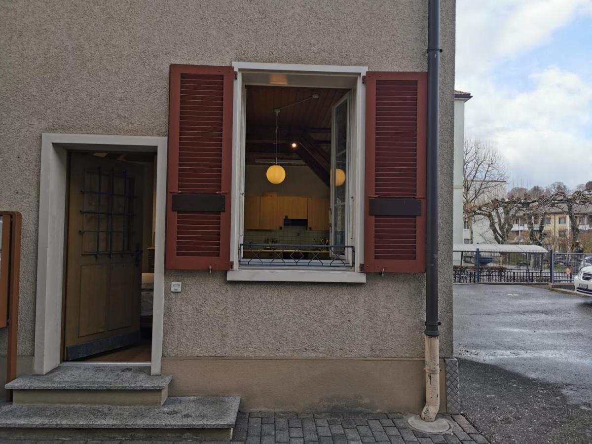 Simple Studio 36M2 In The Center Of Burgdorf Private Parking Small Bathroom Exteriör bild