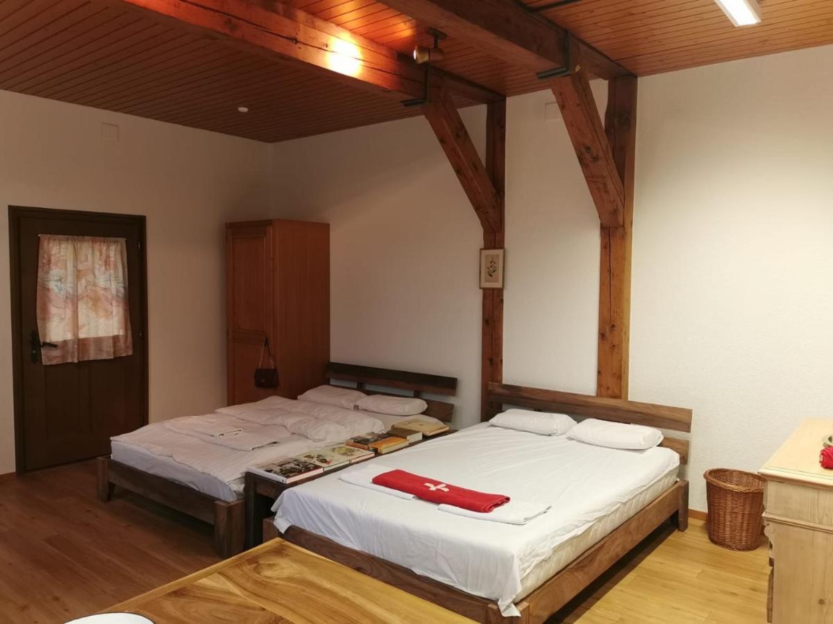 Simple Studio 36M2 In The Center Of Burgdorf Private Parking Small Bathroom Exteriör bild